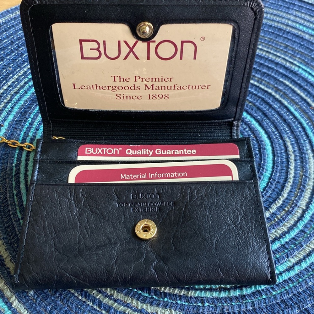 Buxton - Picture 3 of 4
